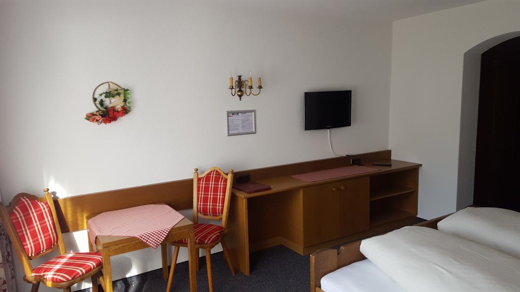 Hotel Garni Warth  Екстер'єр фото